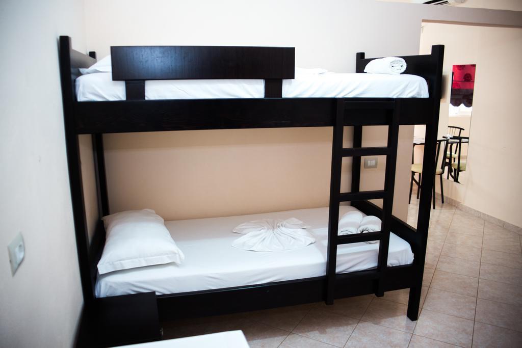 Hotel Mariksel Ksamil Kültér fotó