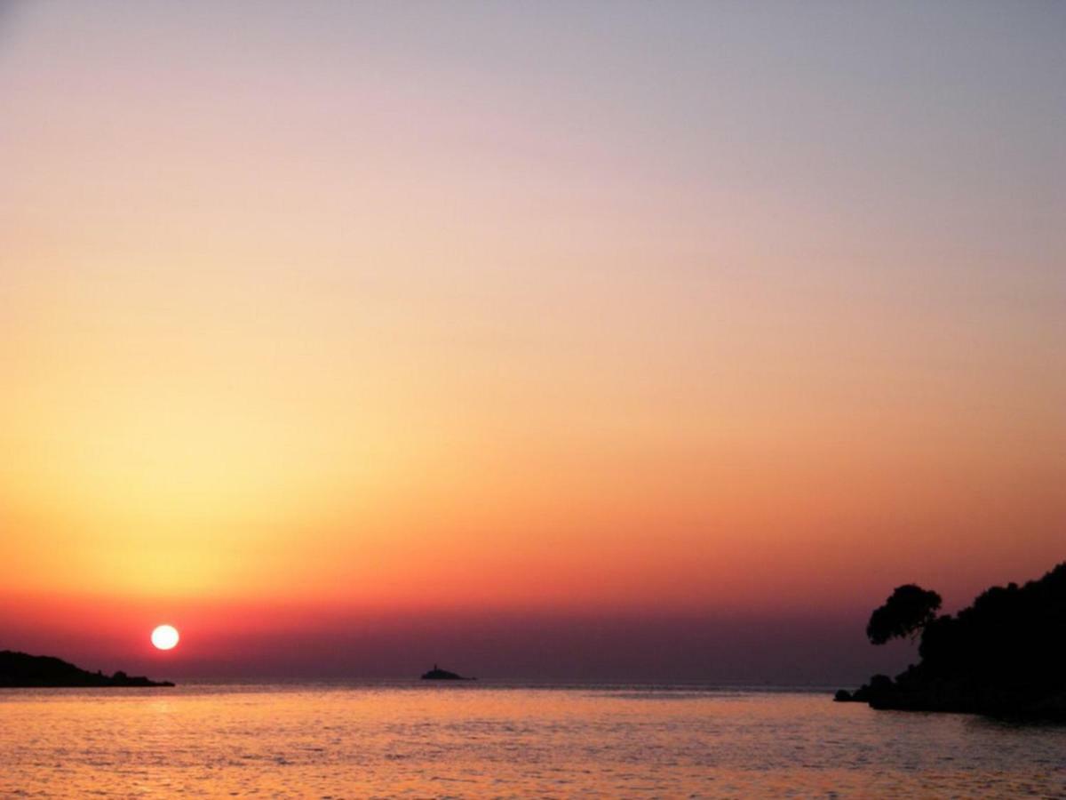 Hotel Mariksel Ksamil Kültér fotó